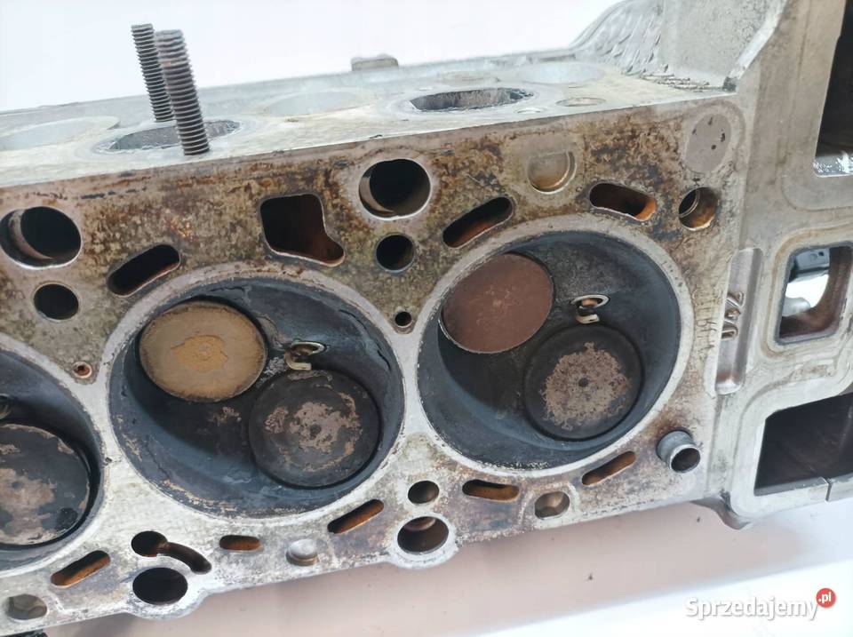 GŁOWICA KOMPLETNA 1743987 19 8V Bmw Seria 3 IV osobowe Głowice cylindrów świętokrzyskie