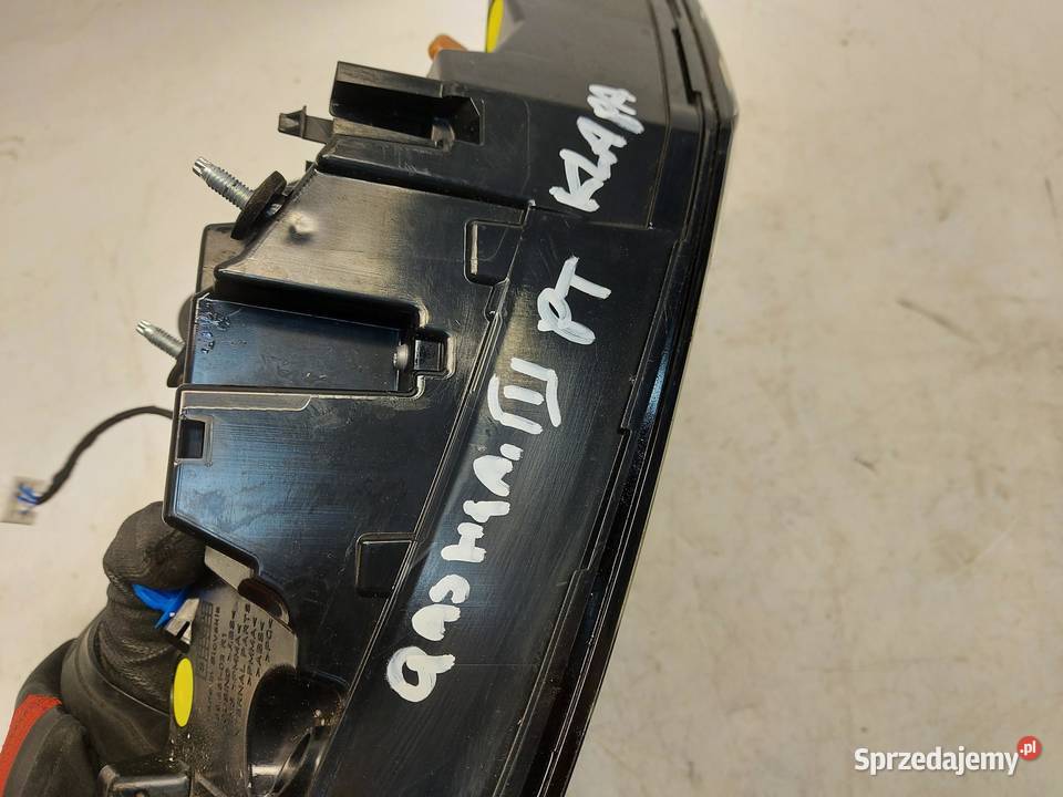 Nissan Qashqai III J12 LIFT Lampa LED klapy