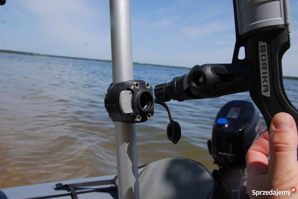 Uchwyt z platformą montażową na reling 3032mm podkarpackie Rzeszów