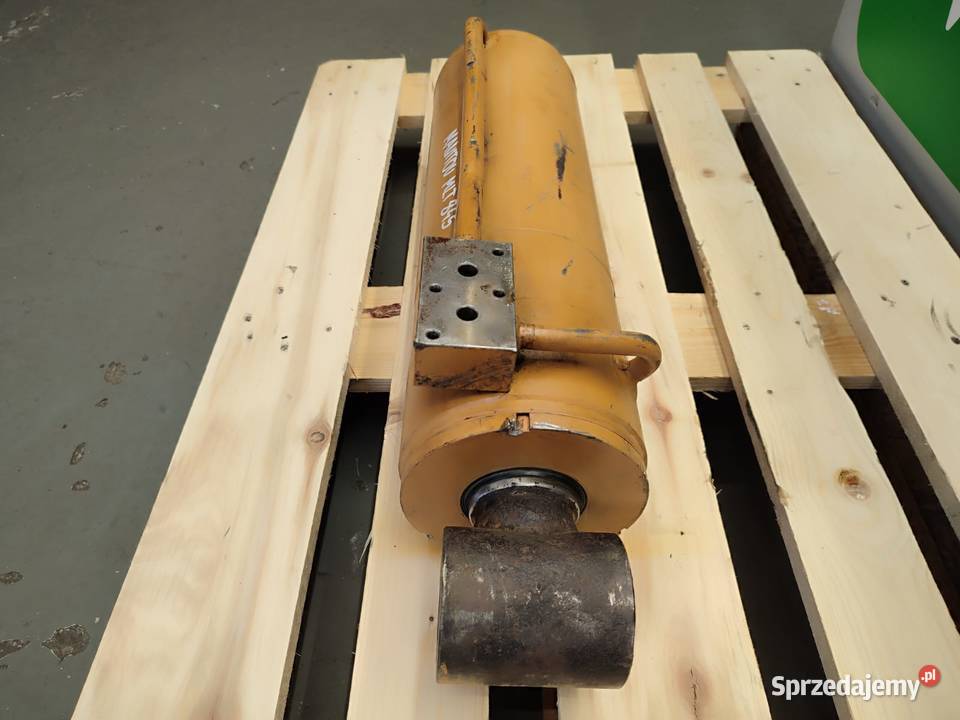 Siłownik poziomowania łyżki 252700 Manitou MLT Pozostałe