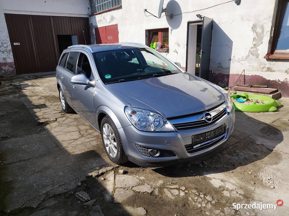 Astra H 16 2010r dolnośląskie Oława