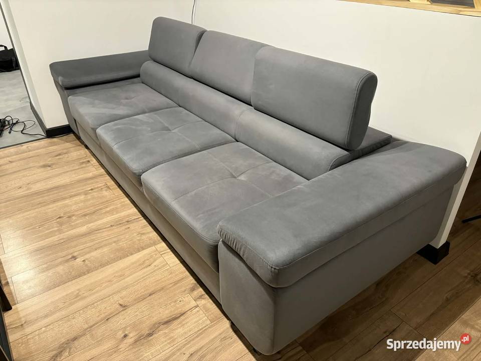 Wygodna sofa salonowa z regulowanymi zagłówkami Kraków sprzedam
