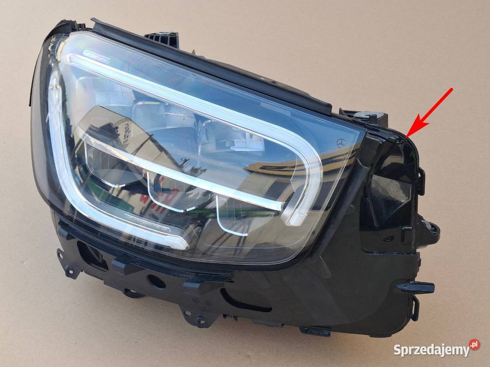 MERCEDES GLC W253 LIFT X253 REFLEKTOR PRAWY FULL osobowe Bieleń