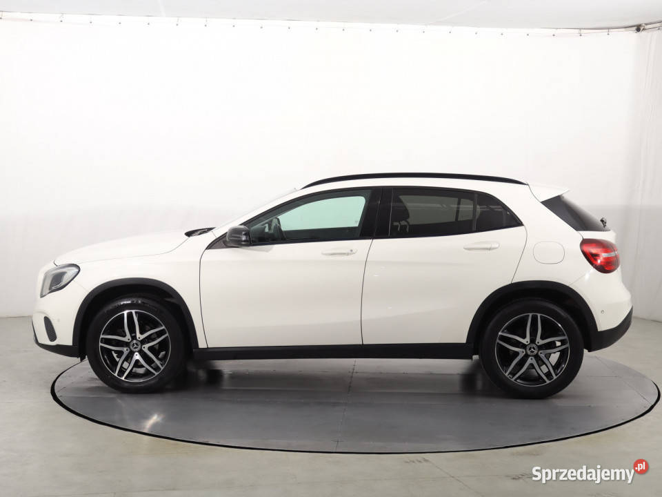 Mercedes GLA GLA 200 skórzana tapicerka Katowice