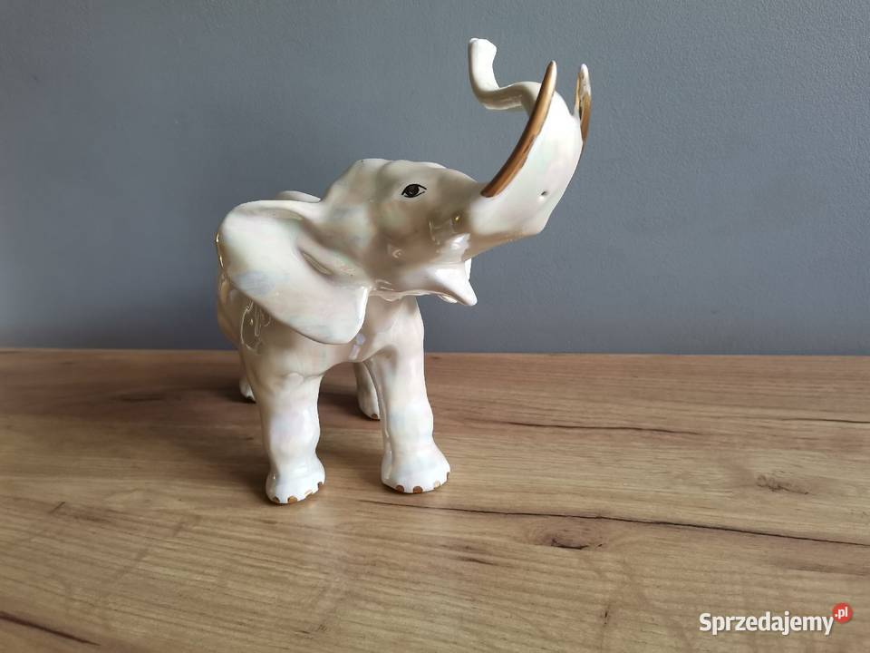 Stara figurka porcelanowa Słoń porcelana Porcelana i szkło