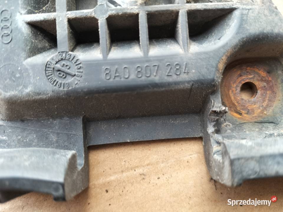 AUDI 80 B4 ŚLIZG ZDERZAKA PRZÓD PRZEDNIEGO PRAWY Kamień-Kolonia sprzedam