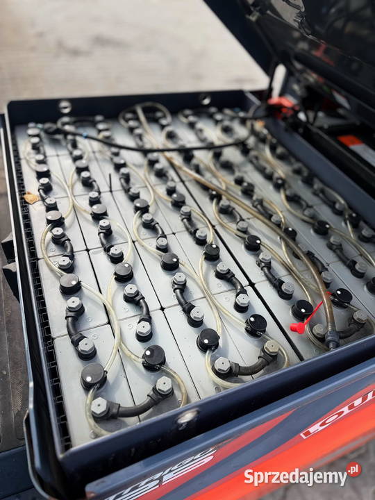 wózek widłowy elektryczny TOYOTA 8FBMT25 Triplex łódzkie Działoszyn