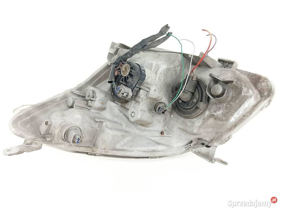 LAMPA PRZÓD PRAWA EU Toyota Corolla Verso I osobowe sprzedam