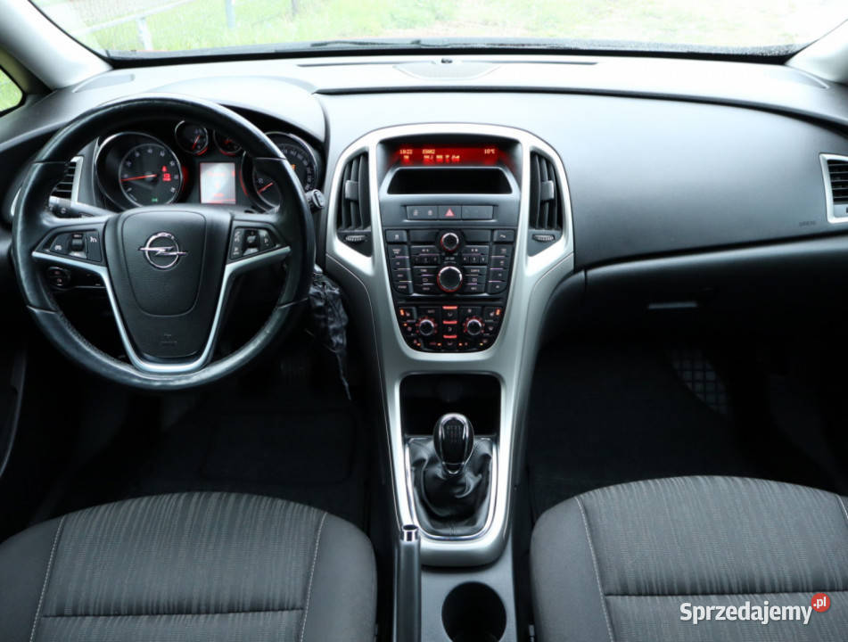 Opel Astra 14 T radio Piaseczno