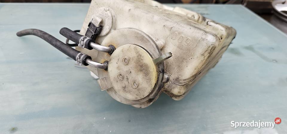Zbiorniczek spryskiwaczy mercedes w210 Części samochodowe Zbąszyń