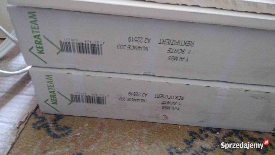 Płytki ścienne Kerateam 30x60 ścinki z remontu Oświęcim
