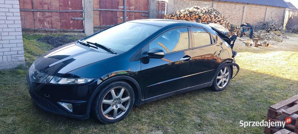 HONDA Civic VIII Uszkodzona Siekierki