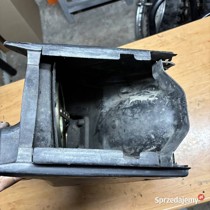 Airbox kompletny Suzuki RM 125 250 19962000 Motocykle na części Bielawa