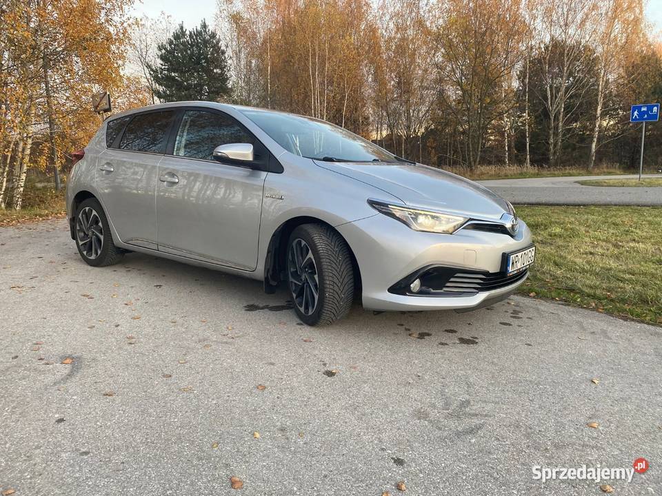Toyota Auris 18 HYBRYDA Polift Radom sprzedam