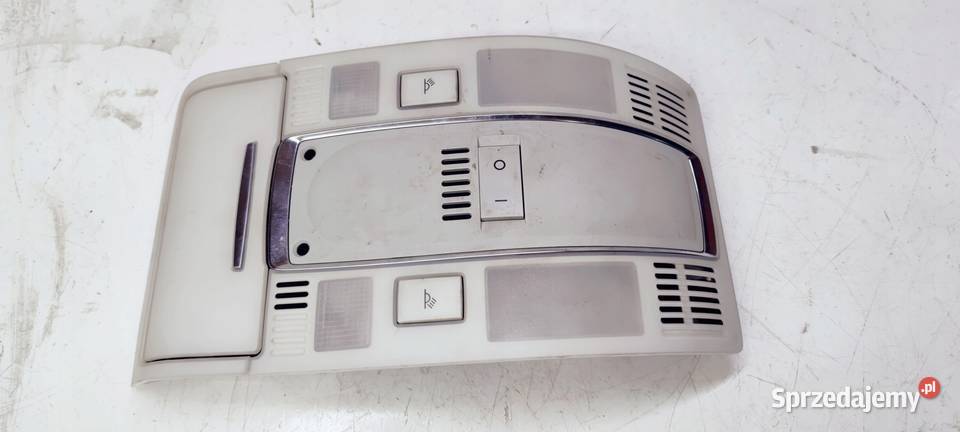 LAMPKA OŚWIETLENIE KABINY AUDI A6 C6 4F0947135H Oświetlenie kabiny Przystajń sprzedam