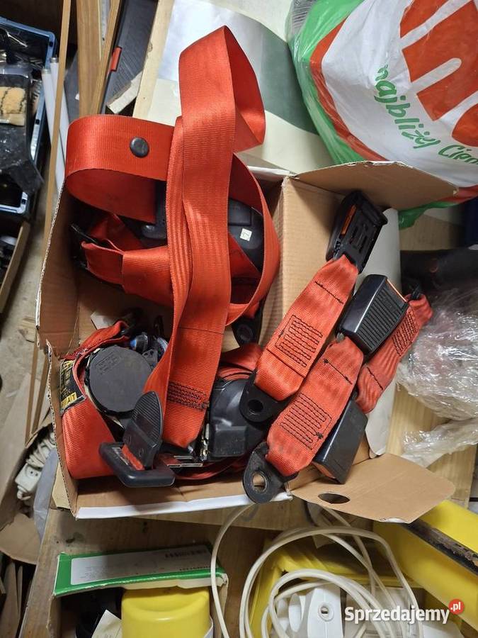 Polonez Fiat 126 p pasy czerwone śląskie Żory