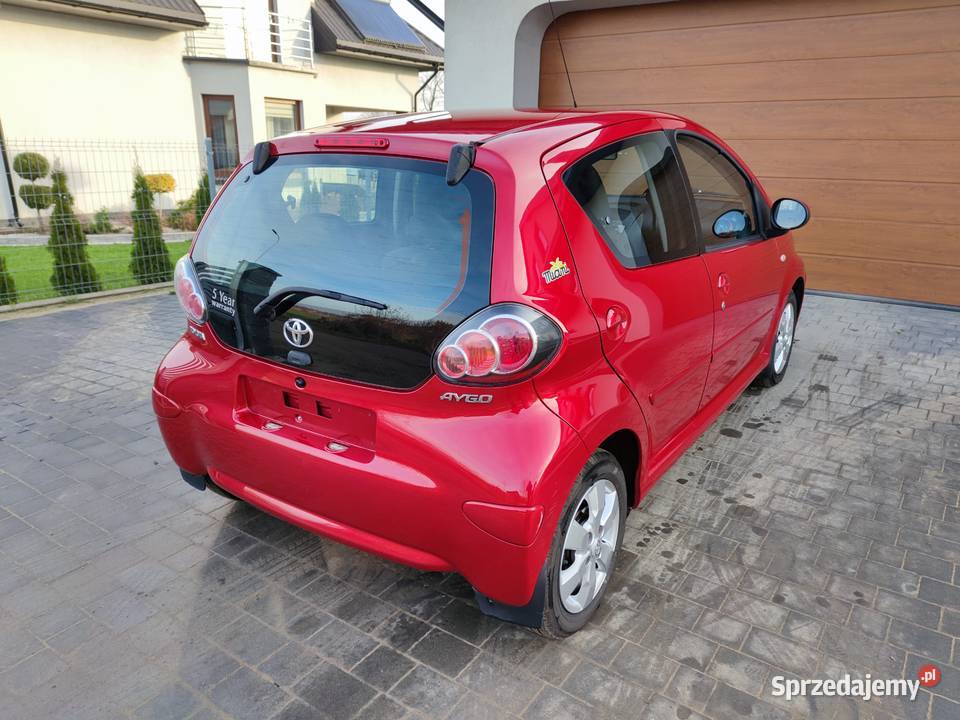 Toyota Aygo 10 benzyna automat niski przebieg automatyczna Aygo mazowieckie