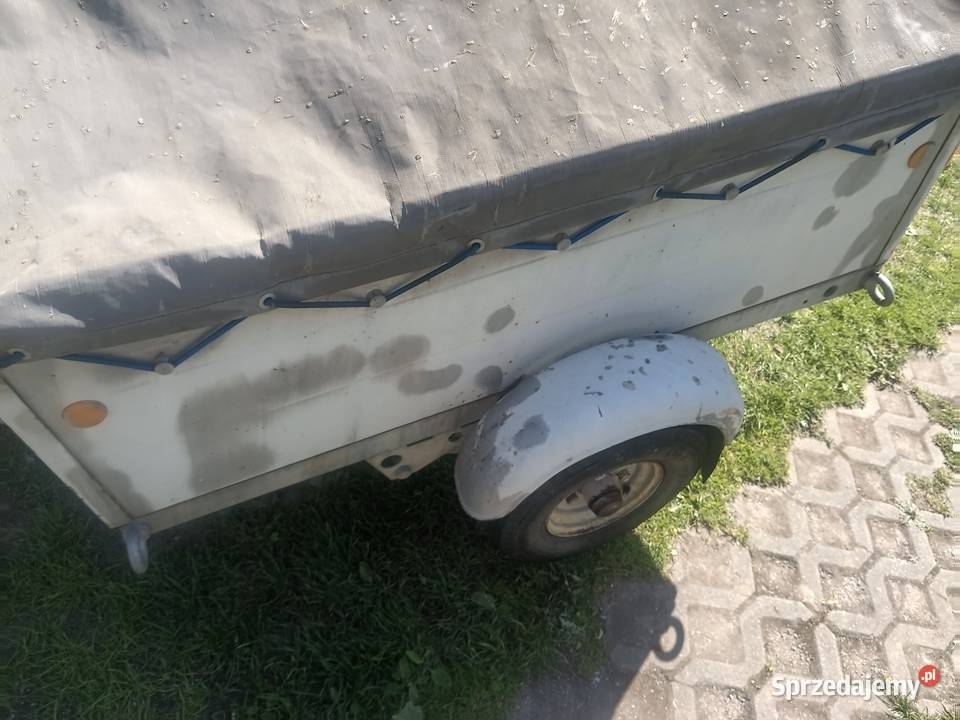 Przyczepka samochodowa