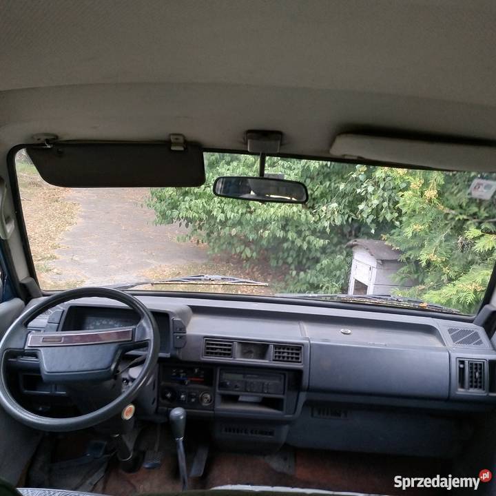 Mazda e2000 9osobowa wersja large 231000km łódzkie Pabianice sprzedam