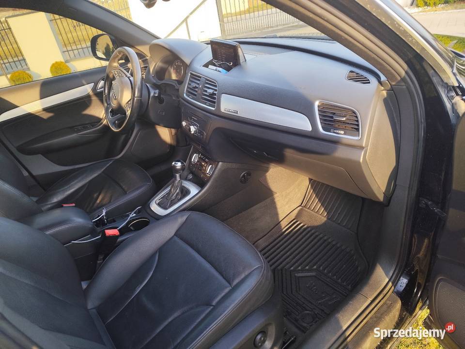 AUDI Q3 20 TFSI QUATTRO 200 Rusinów