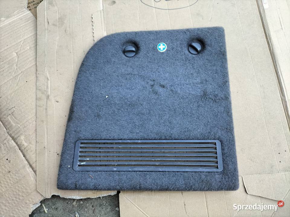 NISSAN PRIMERA P12 KOMBI P L KLAPA OSŁONA Tapicerki samochodowe