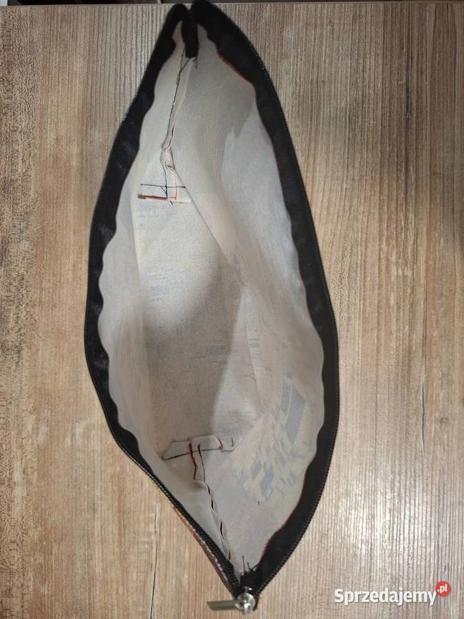 Kosmetyczka Klimt pocałunek