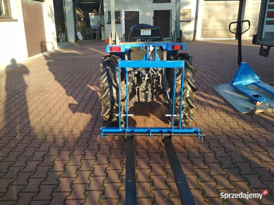 widły na tyl miniciagnik isak paleciak maszyny Kłobuck sprzedam