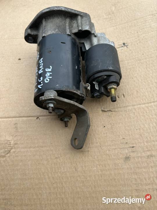 Rozrusznik Audi a4 b6 20 alt fsi 06B911023 Bydgoszcz