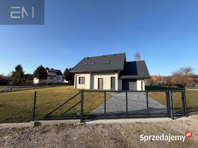 sprzedaży domu wolnostojącego 1171m2 Strzyżów