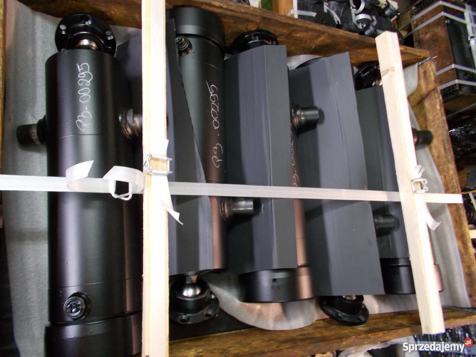 Siłownik wywrotu 660mmskok 2400mm25 tonnowy Brzozówka