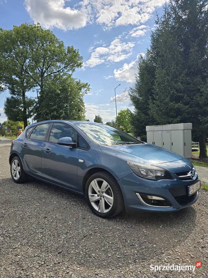 Opel Astra 14T 120 125000 nieuszkodzony