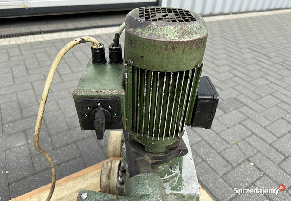 Posuw mechaniczny 3rolkowy Sierakowska Huta sprzedam