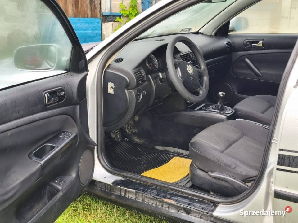 Volkswagen Passat 2001r Kombi 18 Gaz Tanio FV 23 Rok produkcji 2001 Warszawa