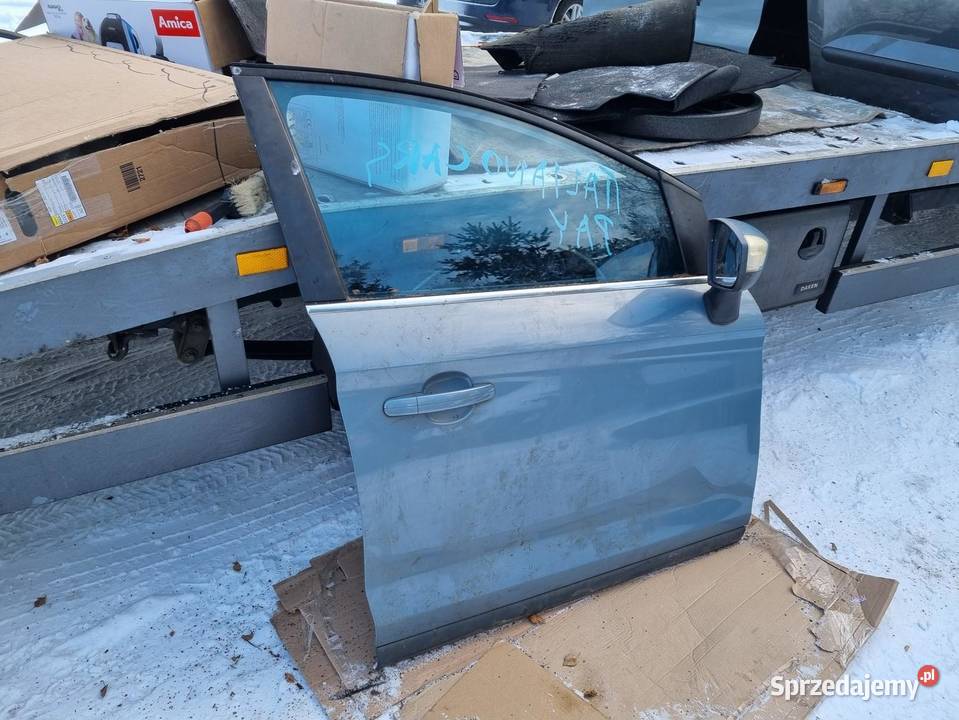 DRZWI PRAWY PRZÓD FORD KUGA I M8