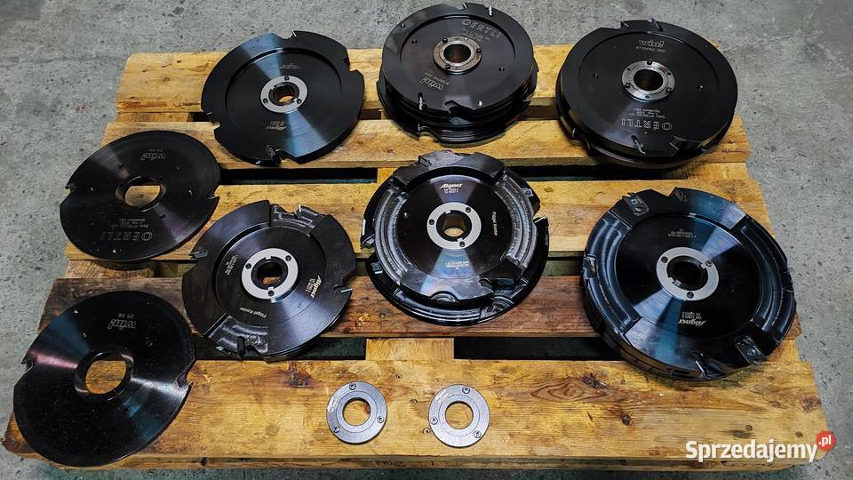 Frezy do okien i drzwi drewnianych