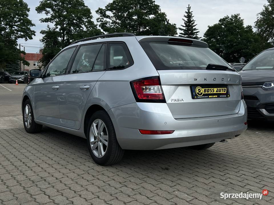 Skoda Fabia 2021 kamera cofania Warszawa