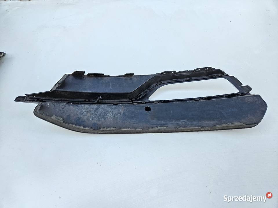 AUDI A3 8V SLINE KRATKA PRAWA ZDERZAKA PRZÓD Międzychód