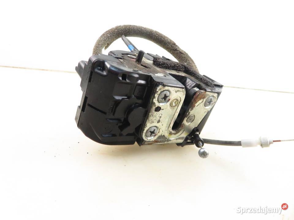 ZAMEK PRAWY TYLNY NISSAN QASHQAI I