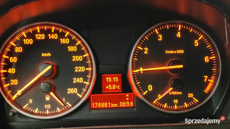 BMW E92 320i COUPE 2010 reflektory ksenonowe