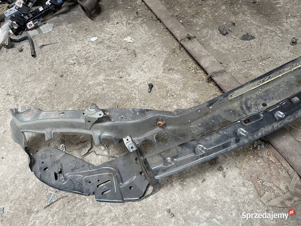 Volvo v40 I pas przód wzmocnienie Kozubszczyzna