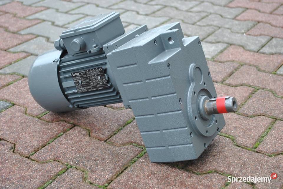 Motoreduktor 055kw 19obrmin z hamulcem LENZE Kargowa