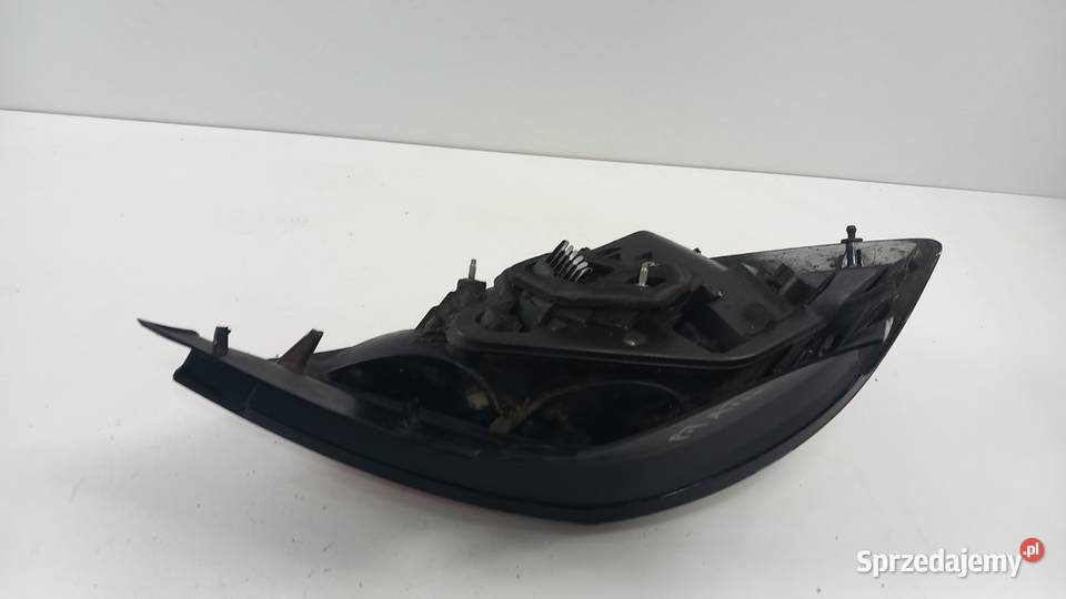 OPEL ASTRA H 5D LAMPA TYŁ PRAWA Zbierkowo