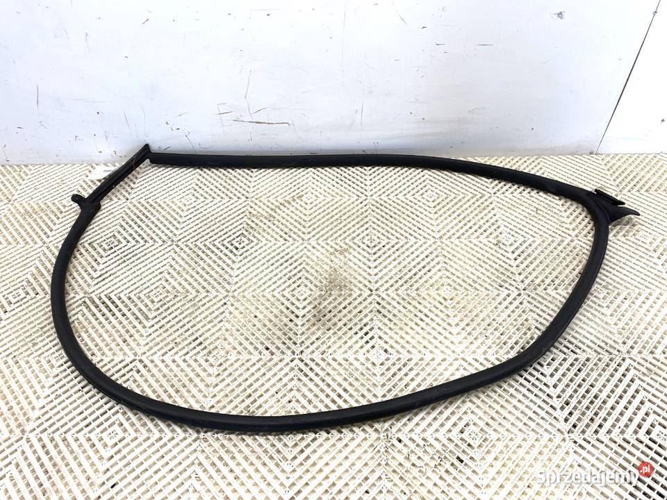 USZCZELKA DRZWI PRZÓD PRAWA AUDI TT 8S podkarpackie