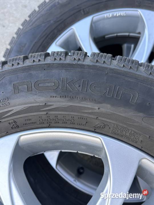 Kola Subaru Forester 2018 22560 R17 Nokian Jastrowie