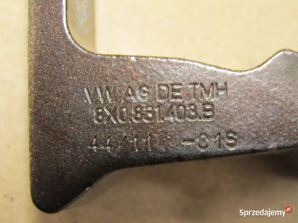ZAWIASY DRZWI AUDI A1 3D 8X0831403B sprzedam