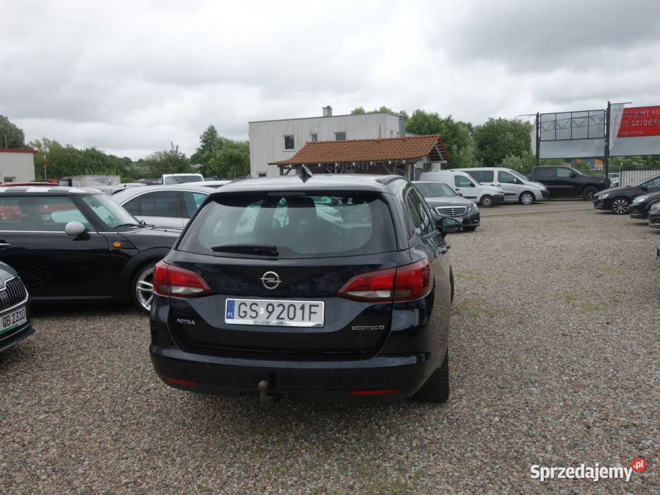 Opel Astra Opel Astra Sports Tourer z 2017 roku 110KM