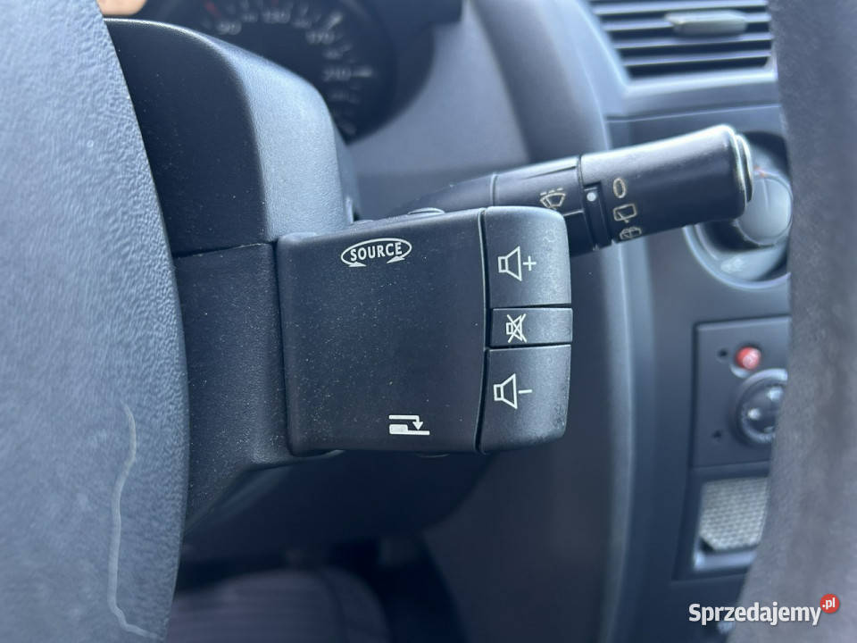 Renault Megane lift klimatyzacja el szyby VAT marża śląskie Żory sprzedam