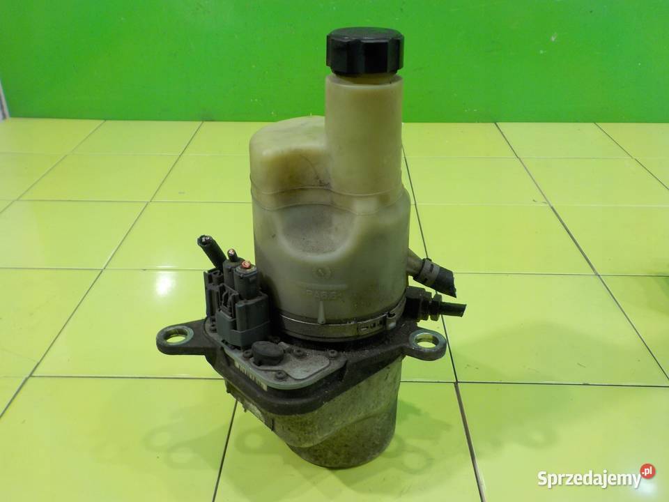 VOLVO C30 20 D 07r 2D pompa wspomagania