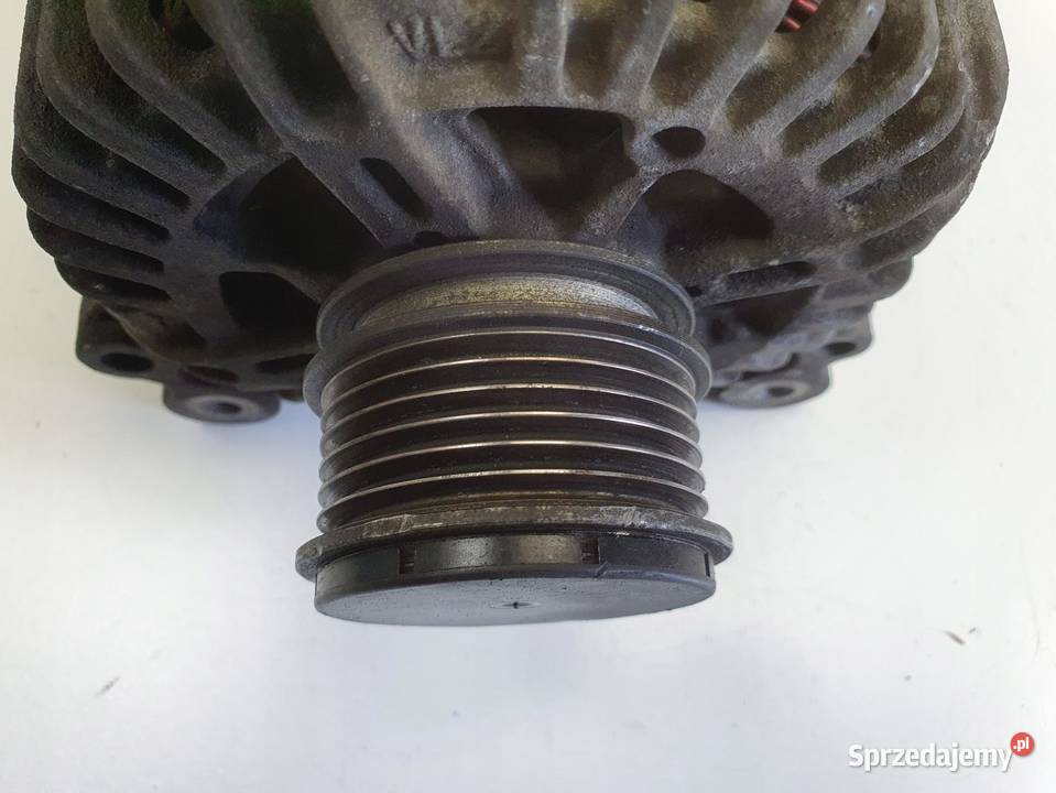 VW Golf V 19 TDI ALTERNATOR valeo 06F903023C