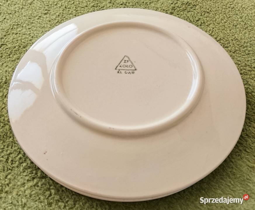Talerze 193 pikasiaki z lat 60 ubiegłego wiekucm Porcelana i szkło śląskie Katowice